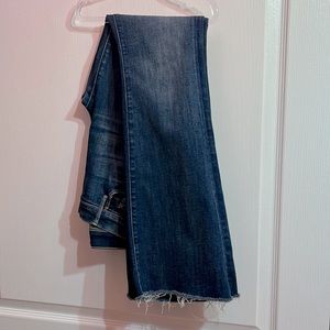 MOTHER The Weekender Fray Flare Mid-Rise size 27